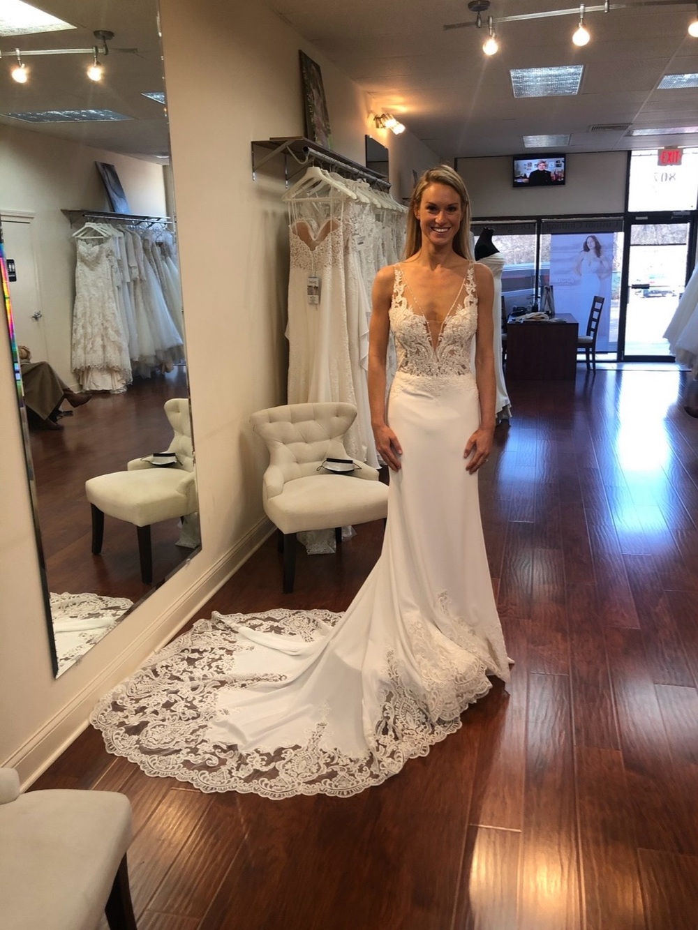 Pronovias Erandi Dress in White